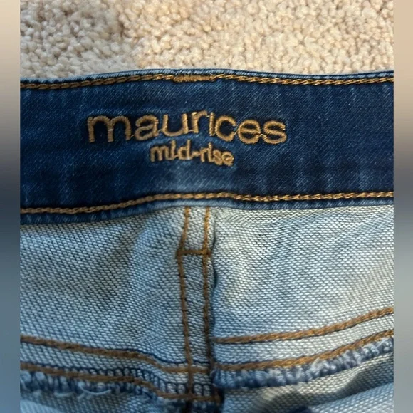 NWT Women's Distressed Blue Jeans from Maurice’s - Picture 5 of 5